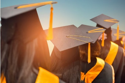 Dual Degree Programs for Undergraduates: Advantages and Disadvantages